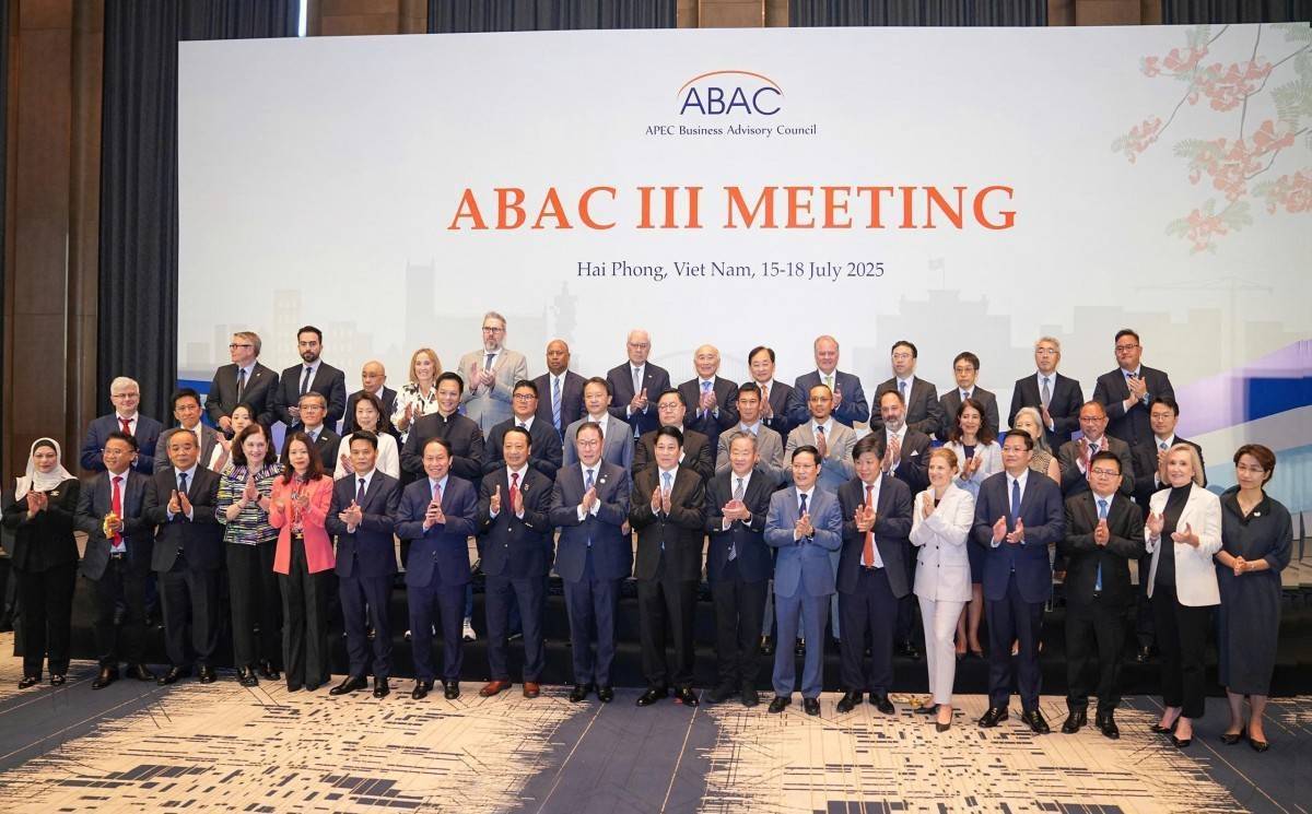 Chủ tịch nước Lương Cường: Việt Nam đồng hành cùng doanh nghiệp APEC vì tương lai xanh và số