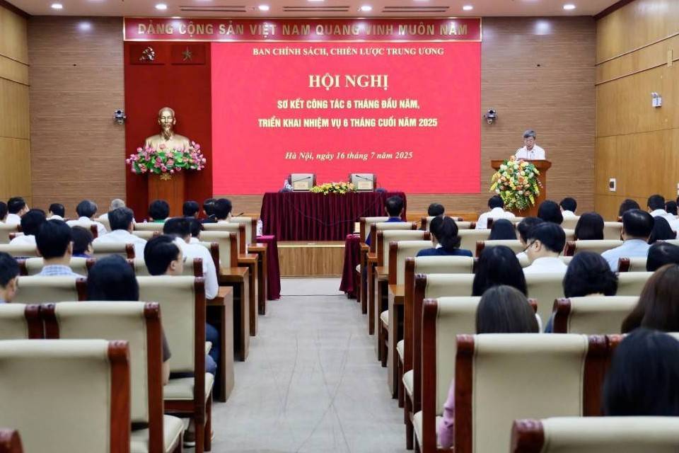 Ban Chính sách, chiến lược Trung ương sơ kết công tác 6 tháng đầu năm