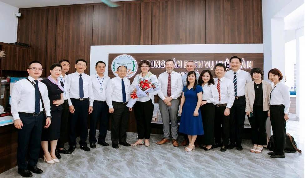 Đoàn công tác Đại sứ quán CHLB Đức tại Việt Nam thăm và làm việc tại Trung tâm