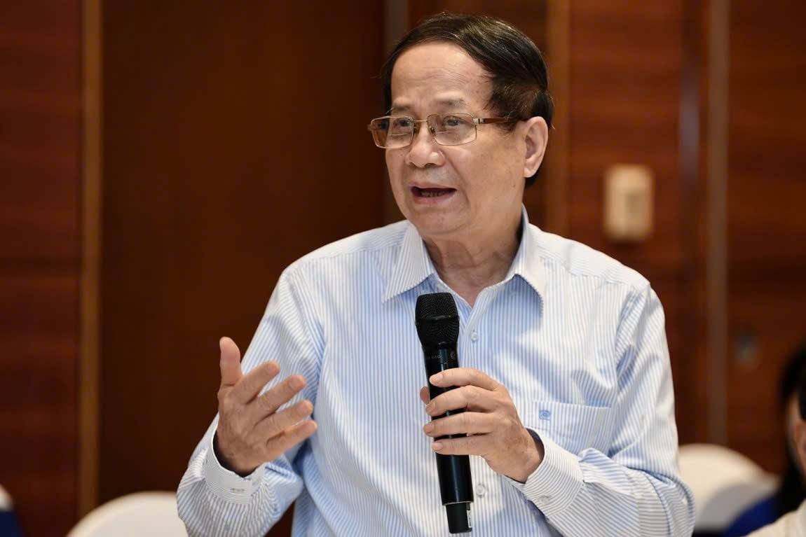 PGS. TS Ngô Trí Long: Ba 