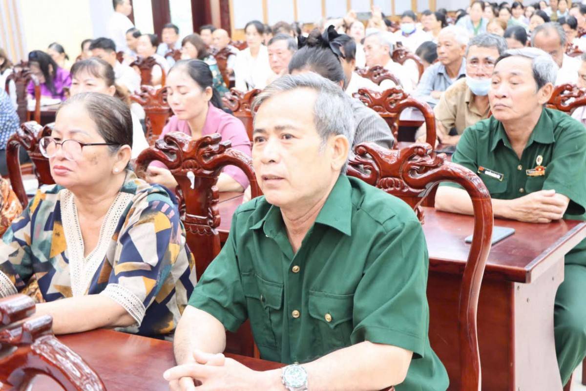 TP. Hồ Chí Minh: Cử tri 7 xã phía Tây mong xóa “quy hoạch treo”, nâng cấp hạ tầng