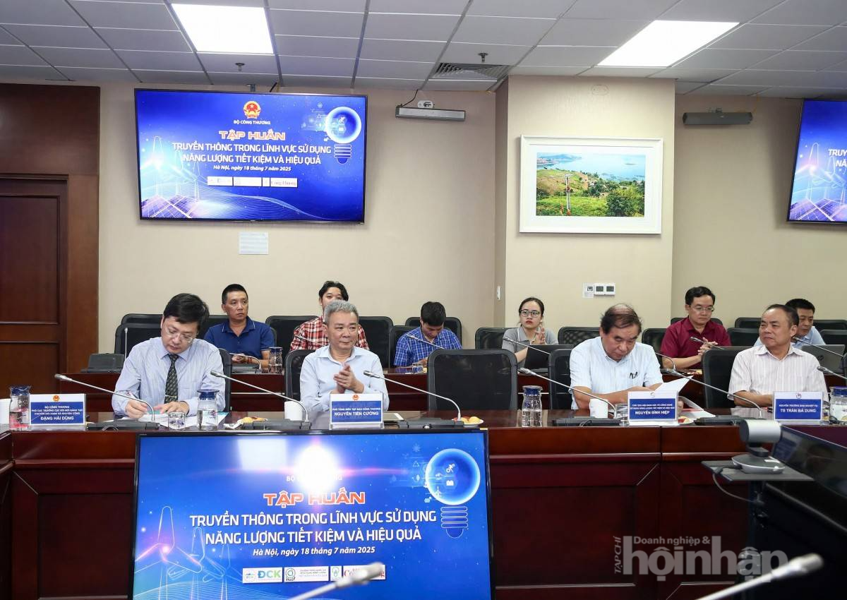 Báo chí đồng hành cùng mục tiêu sử dụng năng lượng tiết kiệm và hiệu quả