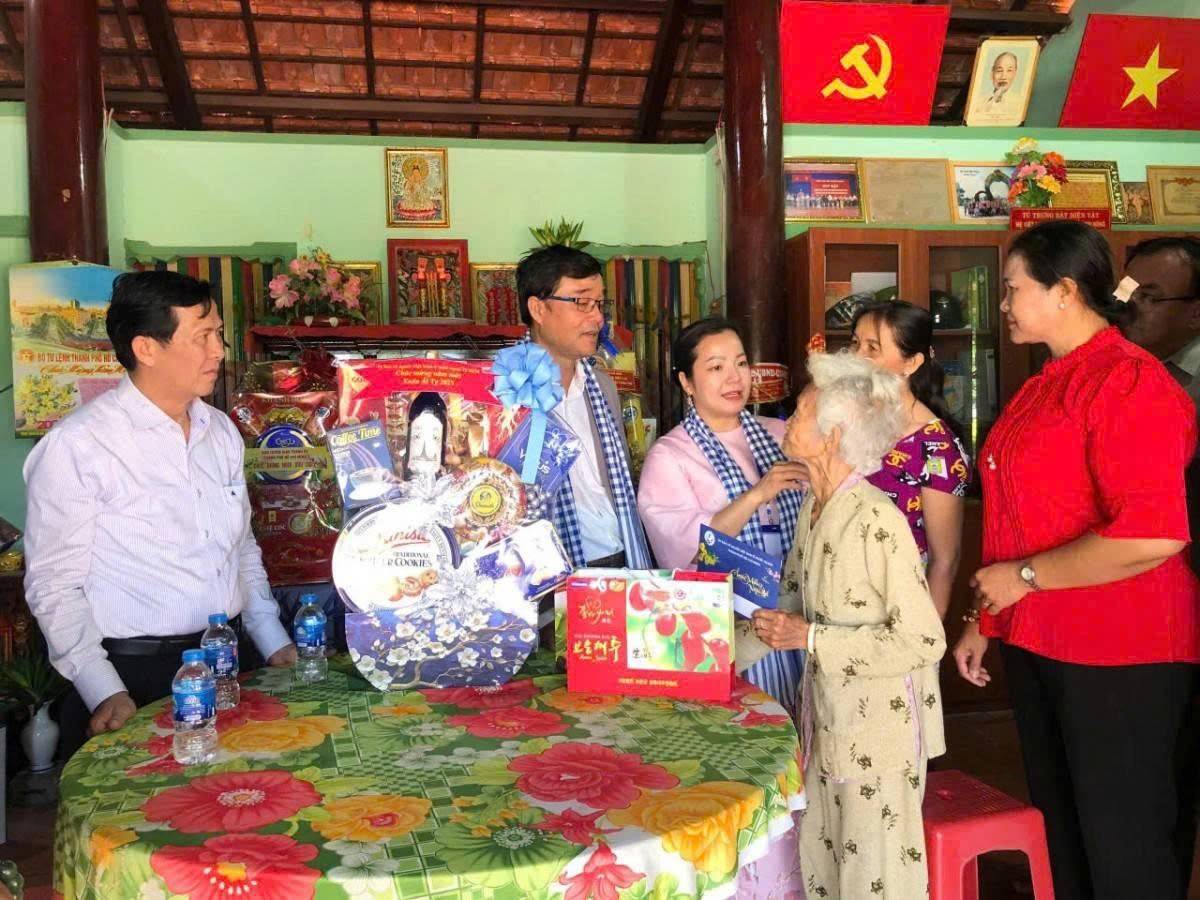 TP. Hồ Chí Minh dự kiến chi gần 149 tỷ đồng chăm lo cho người có công, gia đình chính sách