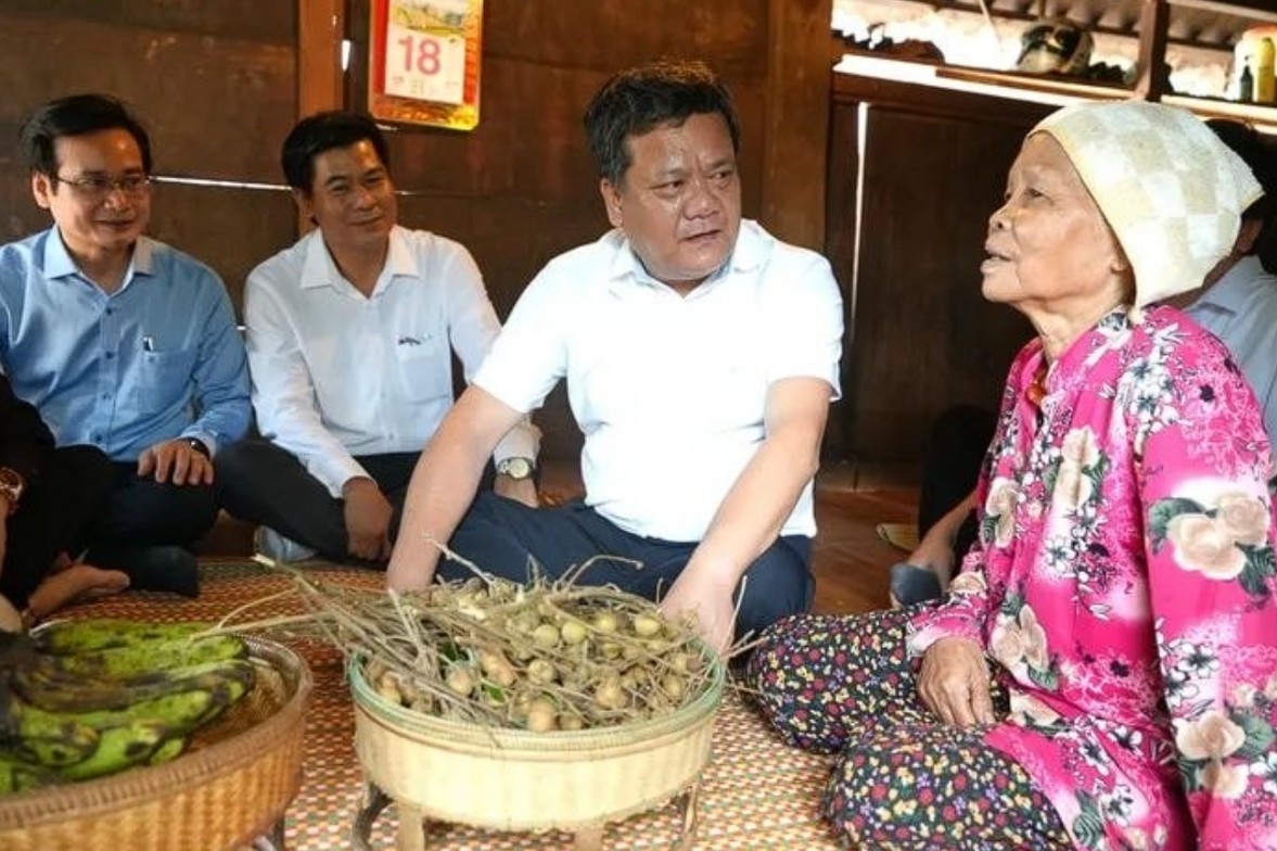Lãnh đạo tỉnh Quảng Trị thăm Mẹ Việt Nam anh hùng và thương binh vùng biên