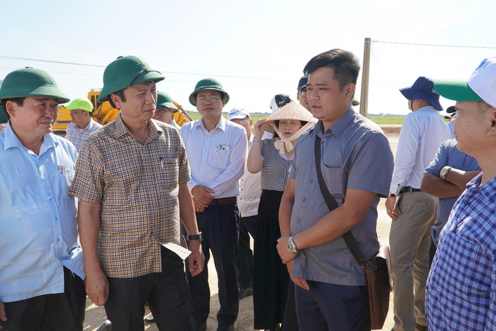 Quảng Trị cảnh báo “gạch tên” nhà thầu chây ì tại các khu tái định cư