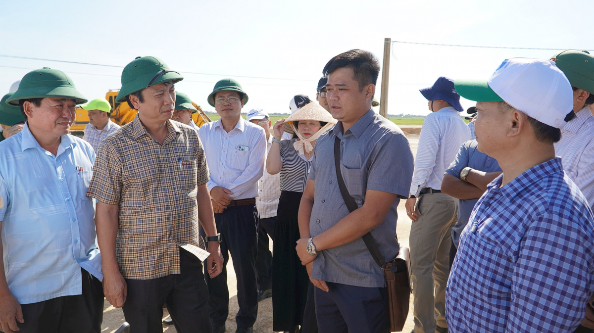 Quảng Trị cảnh báo “gạch tên” nhà thầu chây ì tại các khu tái định cư