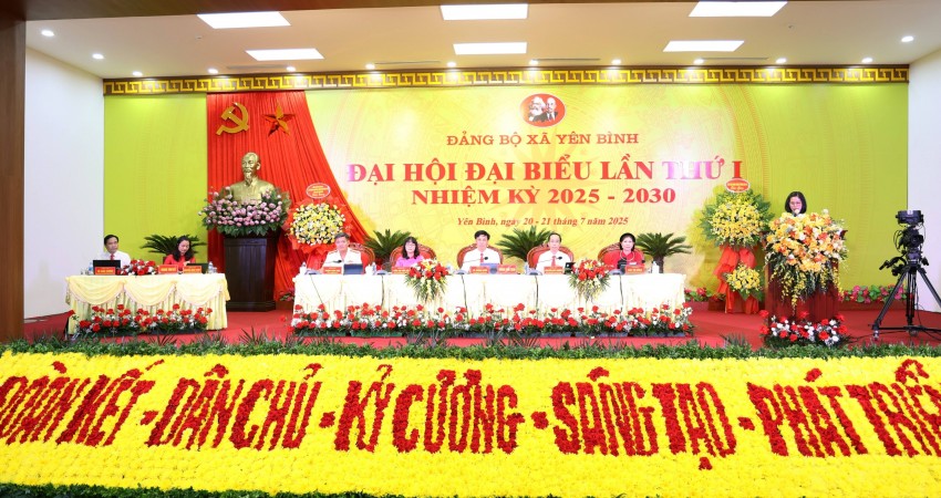 Đoàn Chủ tịch điều hành Đại hội Đại hội Đảng bộ xã Yên Bình lần thứ I nhiệm kỳ 2025-2030: Khởi đầu cho bước phát triển đột phá