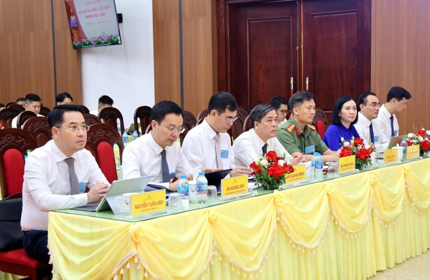 Ông Nguyễn Tuấn Anh – Phó Bí thư Tỉnh ủy, Tổ trưởng Tổ Công tác Ban Thường vụ Tỉnh ủy Lào Cai trực tiếp chỉ đạo Đại hội điểm. Đại hội Đảng bộ xã Yên Bình lần thứ I nhiệm kỳ 2025-2030: Khởi đầu cho bước phát triển đột phá