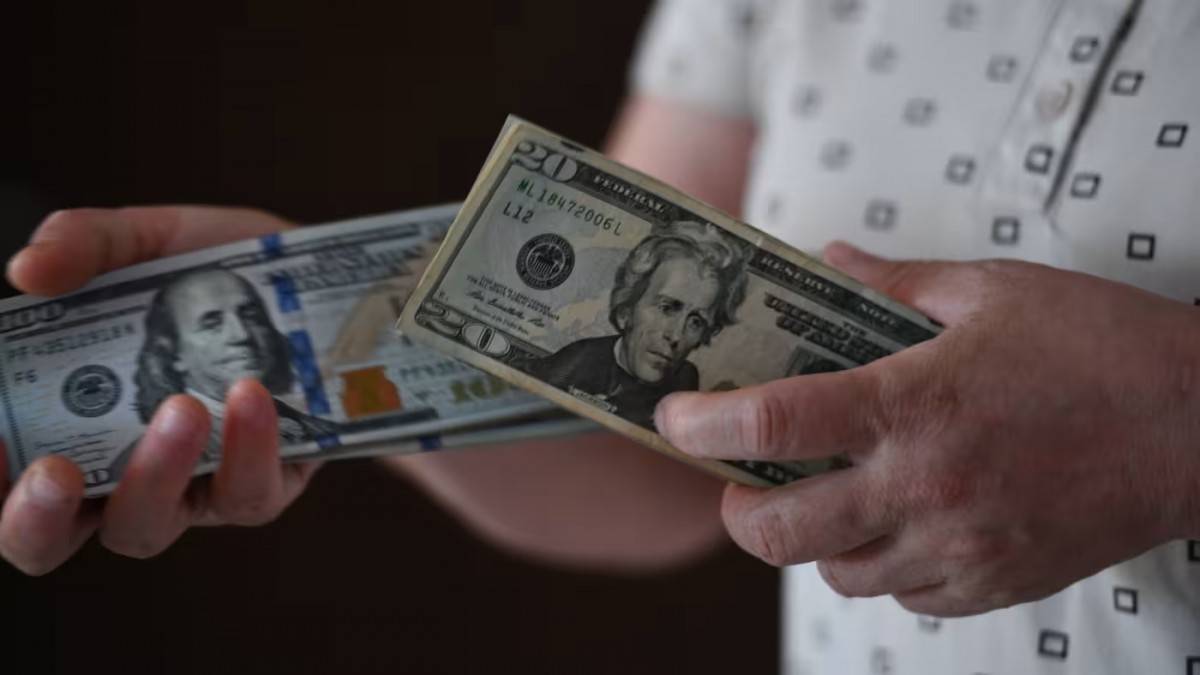 Đồng USD phục hồi khi kinh tế Mỹ vững vàng, dù thuế quan leo thang