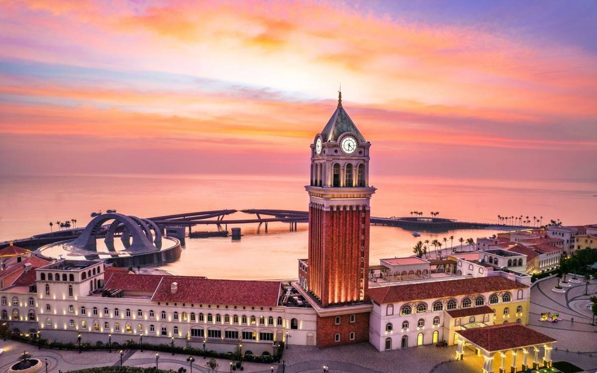Tạp chí Travel + Leisure (Mỹ): “Phú Quốc là Amalfi hay Disney World của Việt Nam?”