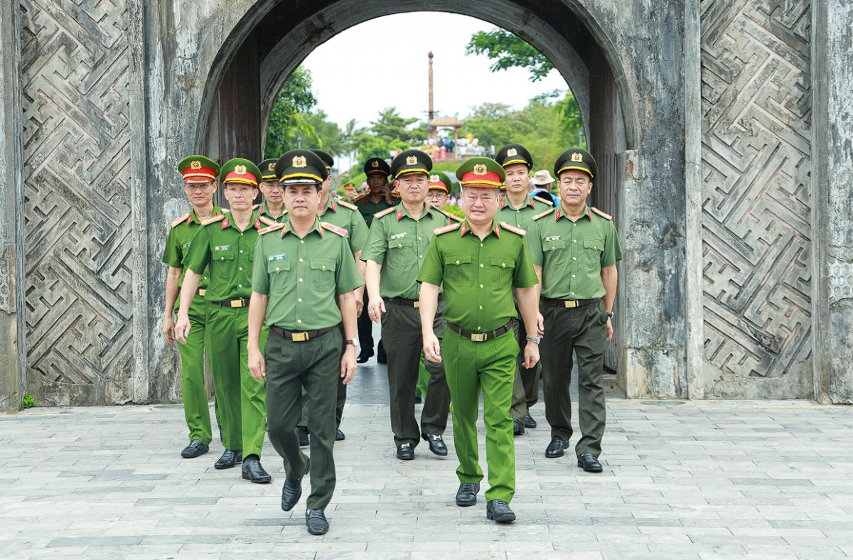 Công an tỉnh Đồng Nai với hoạt động về nguồn tại tỉnh Quảng Trị