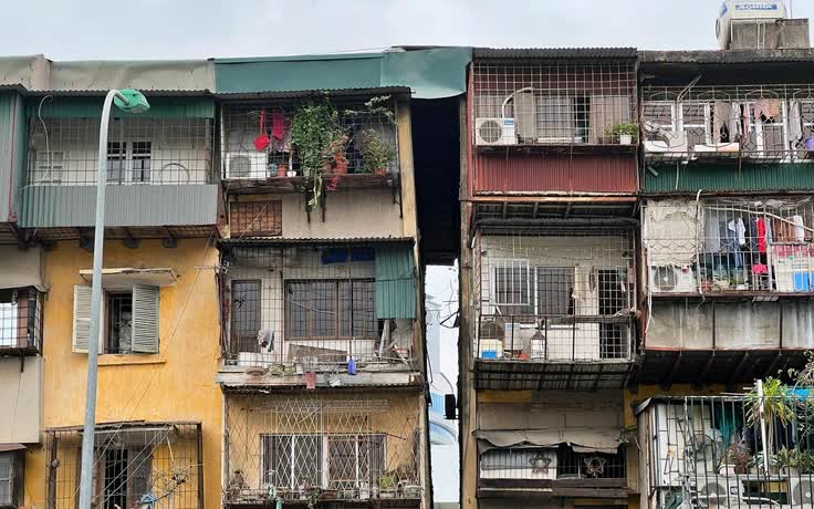 Hà Nội di dời dân chung cư cũ cấp D tránh bão Wipha