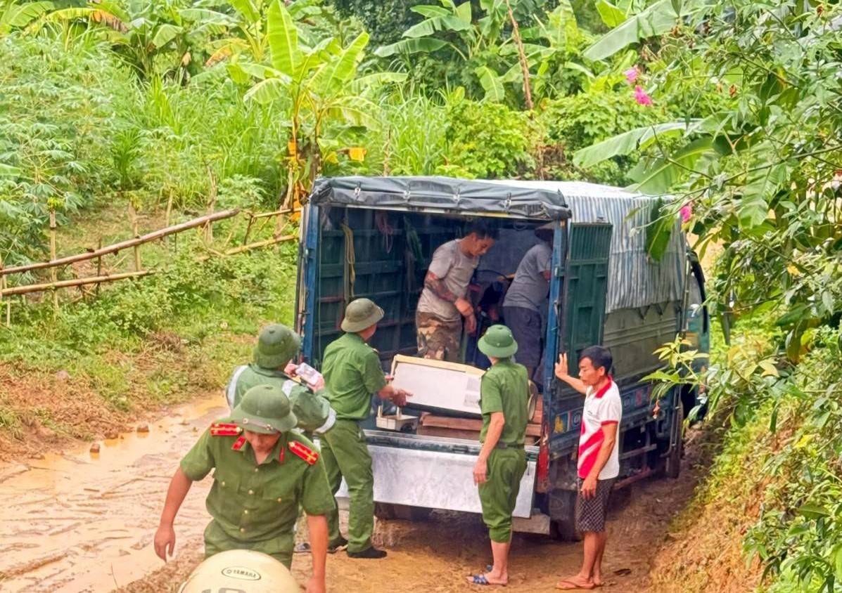 Phú Thọ sơ tán 229 hộ dân trước nguy cơ sạt lở, lũ quét do bão số 3