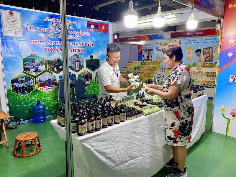 Doanh nghiệp Nghệ An tham gia trưng bày, giới thiệu sản phẩm tại  Doanh nghiệp Nghệ An tham gia trưng bày, giới thiệu sản phẩm tại