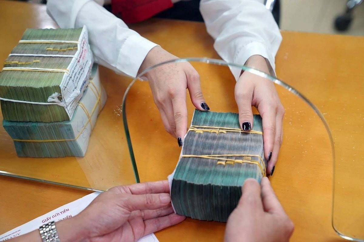 Ngân hàng Nhà nước: Lãi suất huy động ổn định, lãi suất cho vay tiếp tục giảm