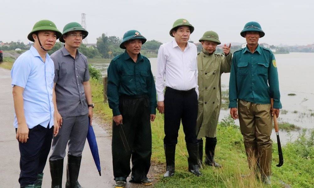Bí thư Tỉnh ủy Bắc Ninh kiểm tra công tác ứng phó với bão số 3 Bí thư Tỉnh ủy Bắc Ninh kiểm tra công tác ứng phó với bão số 3