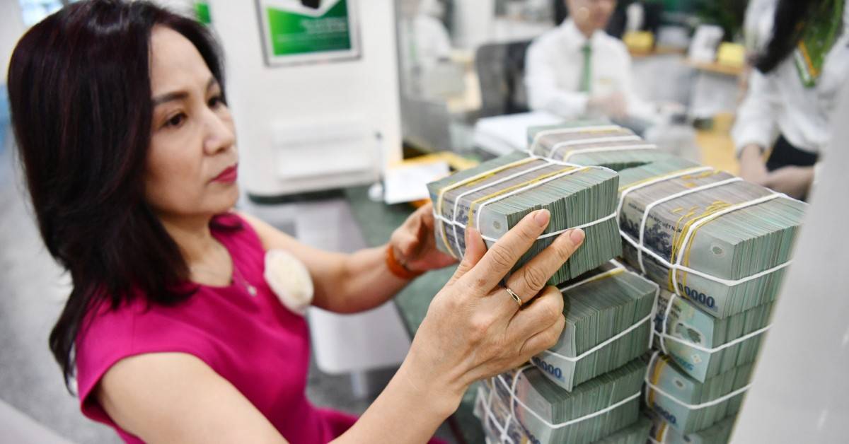 Lãi suất ngân hàng ngày 23/7/2025: Kỳ hạn 6 tháng cao nhất 5,7%