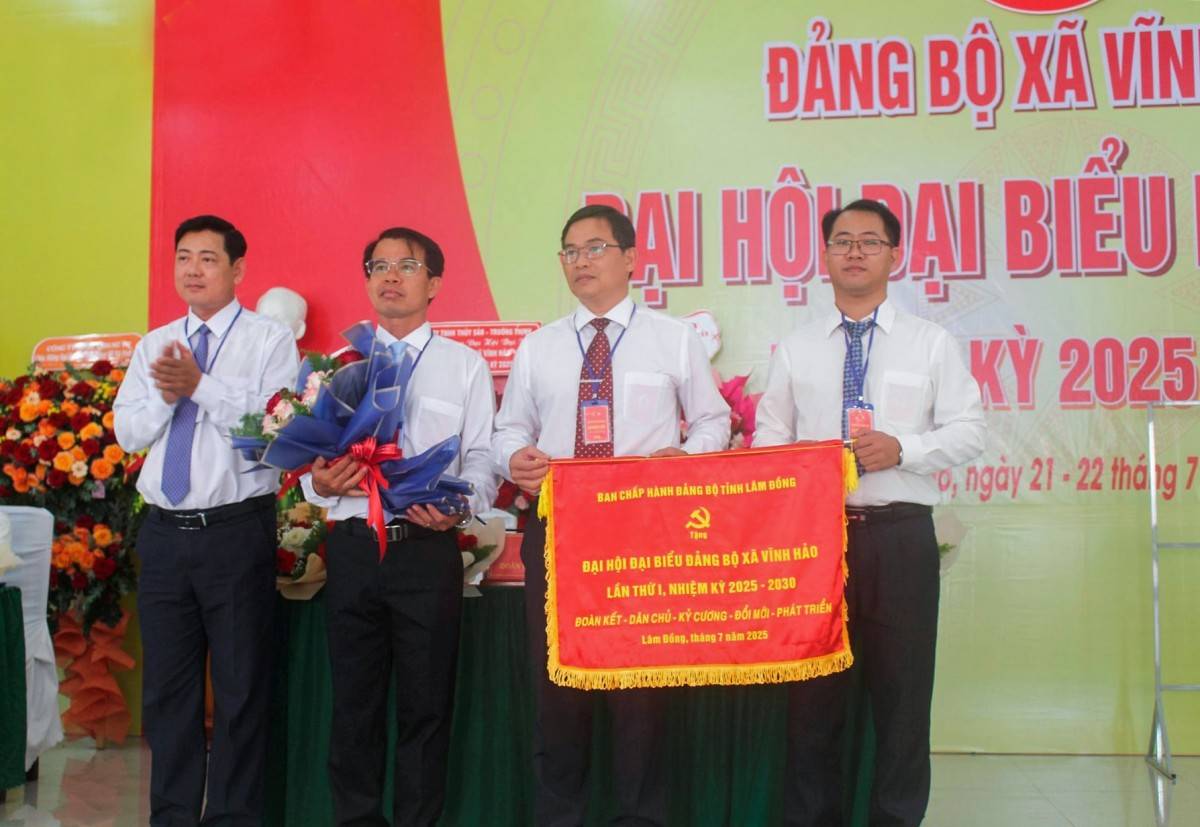 Xã Vĩnh Hảo tổ chức Đại hội Đảng bộ lần thứ I: Quyết tâm phát triển toàn diện, bền vững
