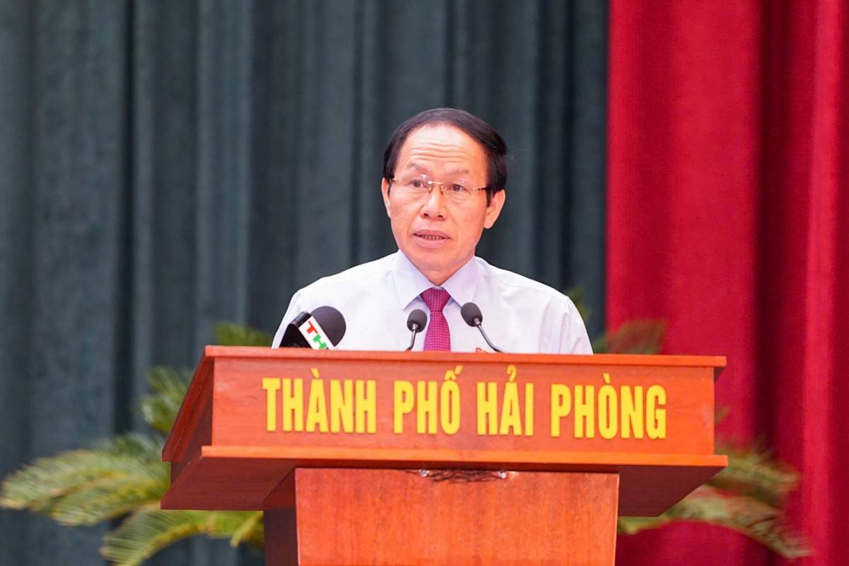 Bí thư Thành ủy Hải Phòng Lê Tiến Châu phát biểu chỉ đạo tại kỳ họp. Bí thư Thành ủy Hải Phòng Lê Tiến Châu phát biểu chỉ đạo tại kỳ họp.