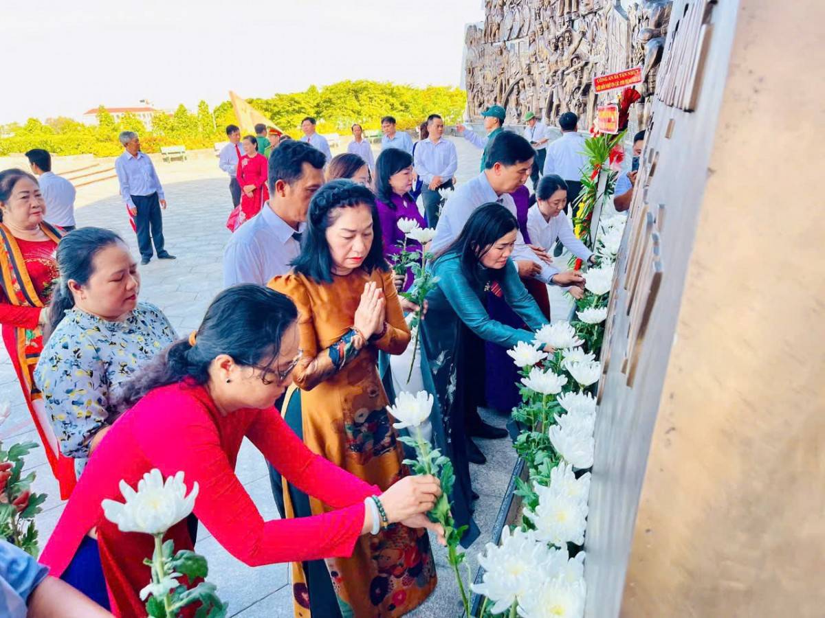 Xã Tân Nhựt (TP. Hồ Chí Minh) tổ chức chuỗi hoạt động tri ân