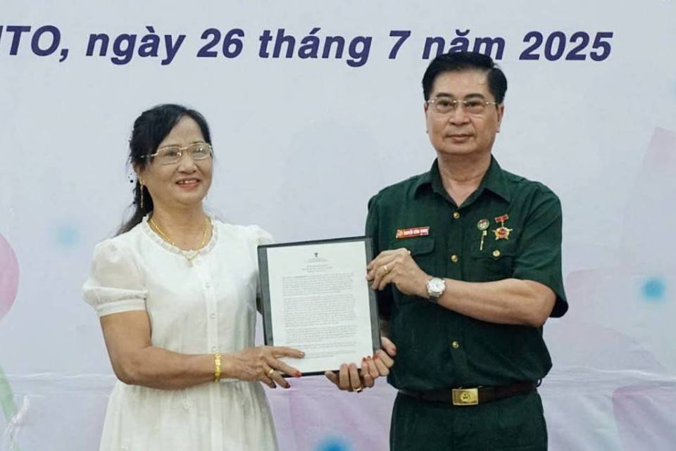 “Cha trở về qua trang sổ tay cũ” và những giọt nước mắt tri ân ngày 27/7