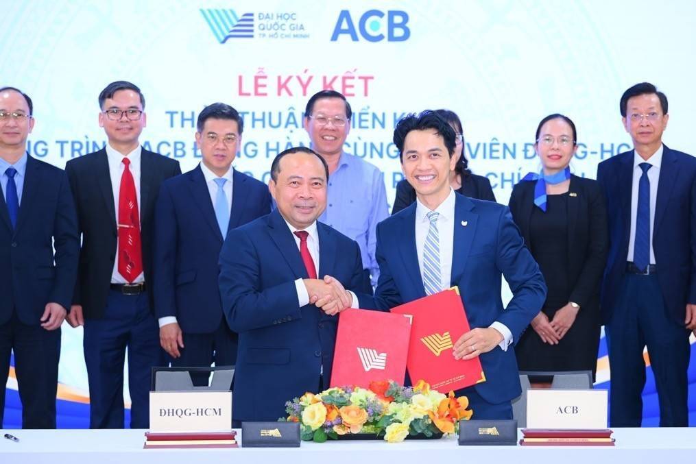 ACB và ĐHQG TP.HCM hợp tác chiến lược ươm mầm tư duy tài chính bền vững cho sinh viên