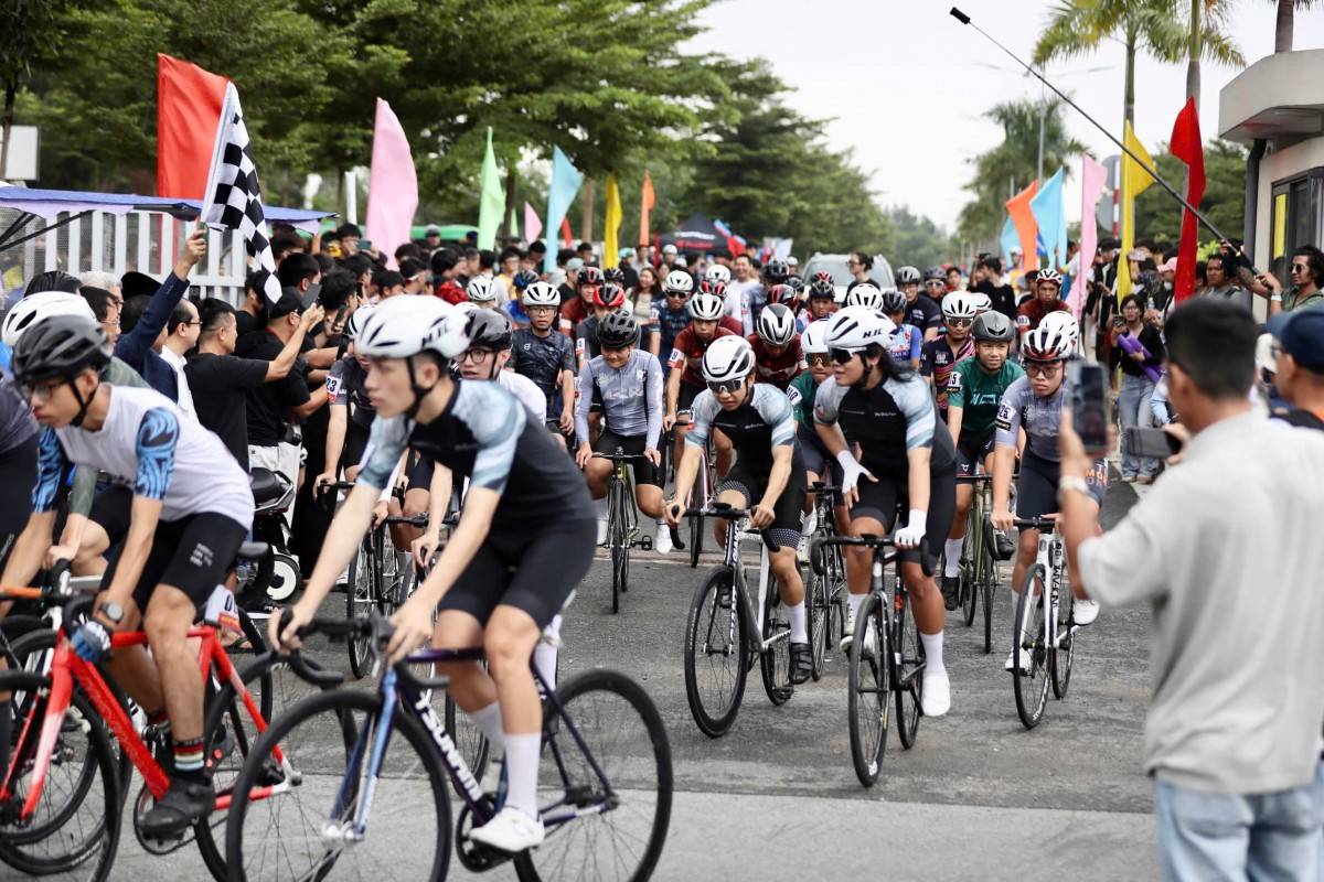 Giải diễn ra từ ngày 28/7 đến 07/8 với 02 nội dung thi đấu: Xe đạp đường trường