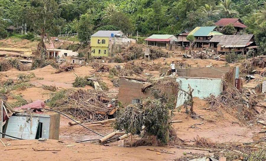 Cảnh tượng tan hoang sau lũ ở một số địa phương miền Tây xứ Nghệ