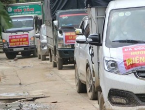 Nghĩa đồng bào lan tỏa giữa hoạn nạn miền Tây Nghệ An