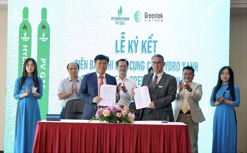 PV GAS cung cấp khí Hydro xanh cho thử nghiệm giảm phát thải động cơ diesel trong ngành vận tải Việt Nam