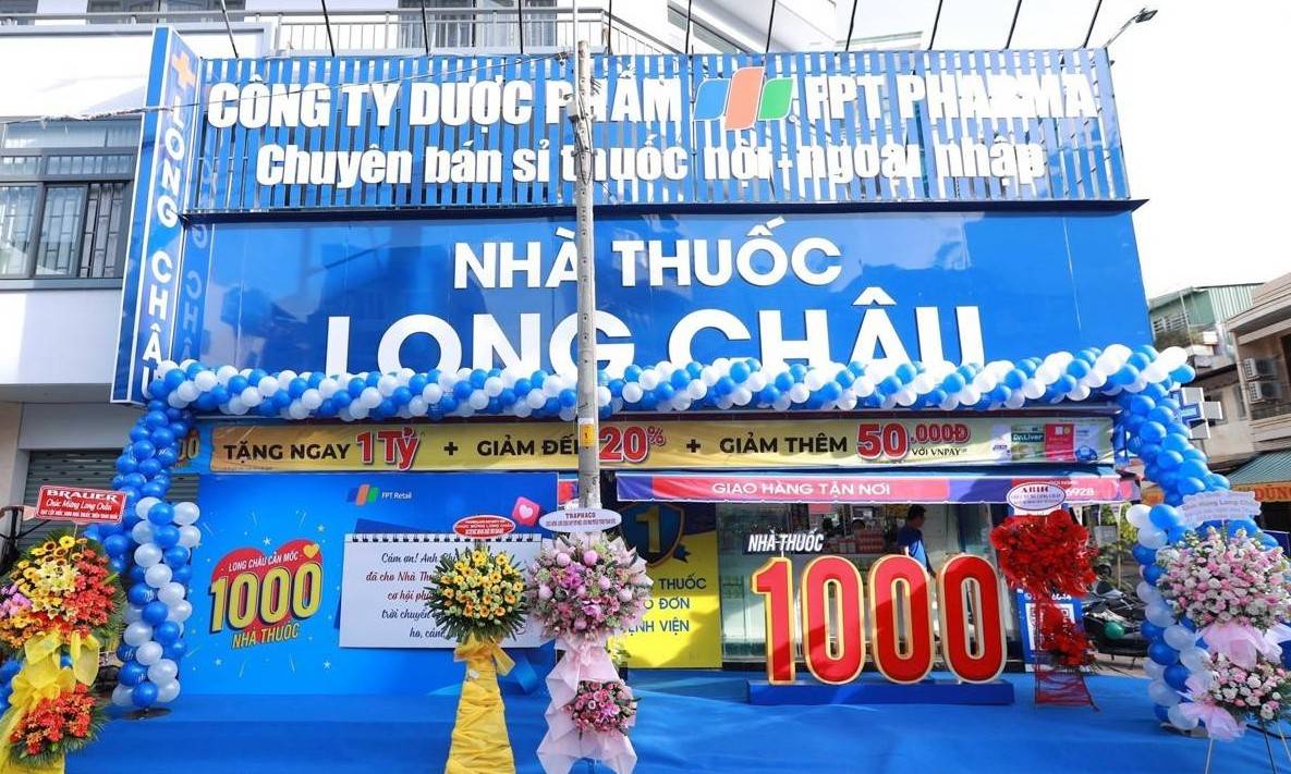 Hé lộ mức định giá của chuỗi nhà thuốc Long Châu - "cổ máy" tạo lợi nhuận của FPT Retail
