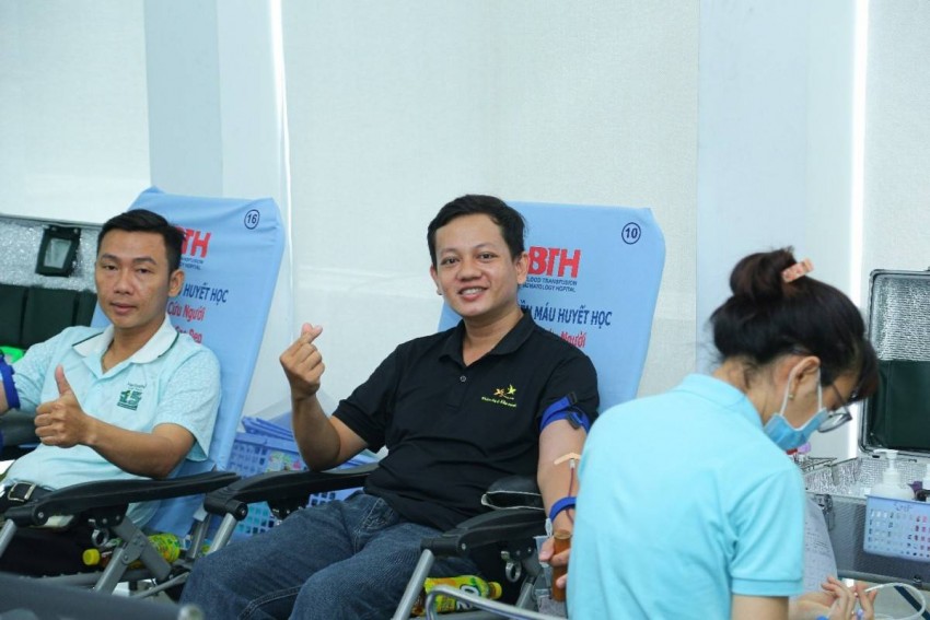 Nụ cười luôn rạng rỡ khi tham gia hoạt động ý nghĩa từ các thành viên Herbalife