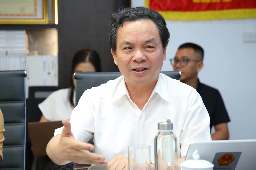 GS. TS Hoàng Văn Cường: Đất thương mại dịch vụ thậm chí còn quan trọng hơn đất ở