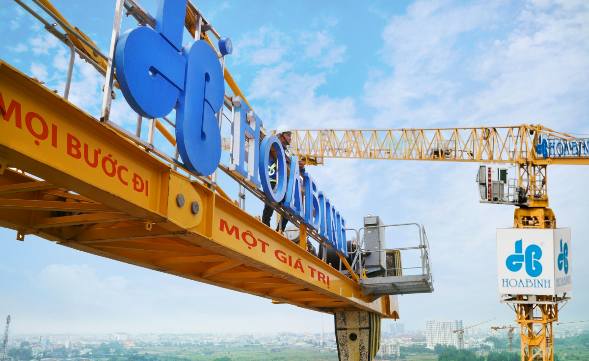Công ty CP Tập đoàn Xây dựng Hòa Bình báo lãi quý II/2025, vẫn lỗ lũy kế hơn 2.200 tỷ đồng