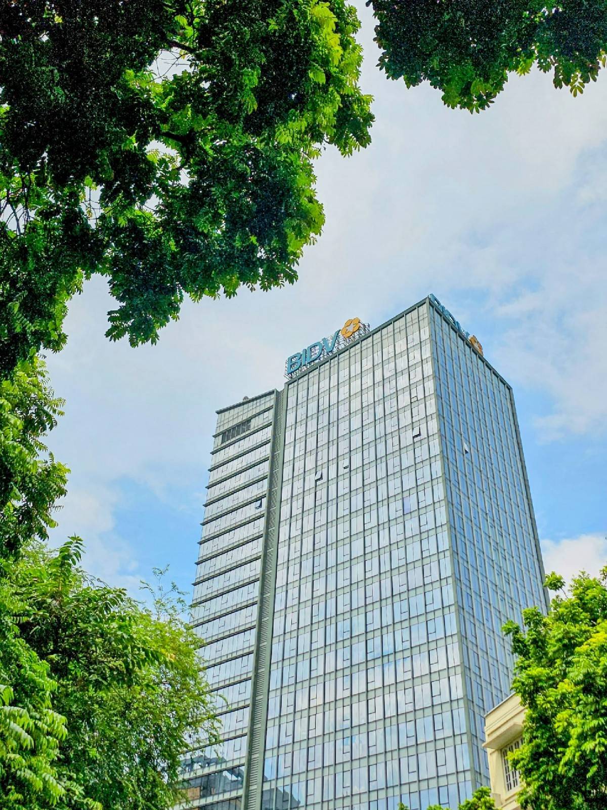 BIDV duy trì hoạt động ổn định, tăng tốc chuyển đổi số và phát triển mô hình hoạt động