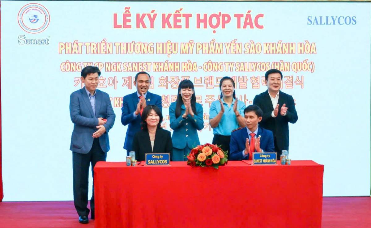 Sanest Khánh Hòa ký kết hợp tác phát triển với Công ty Sallycos