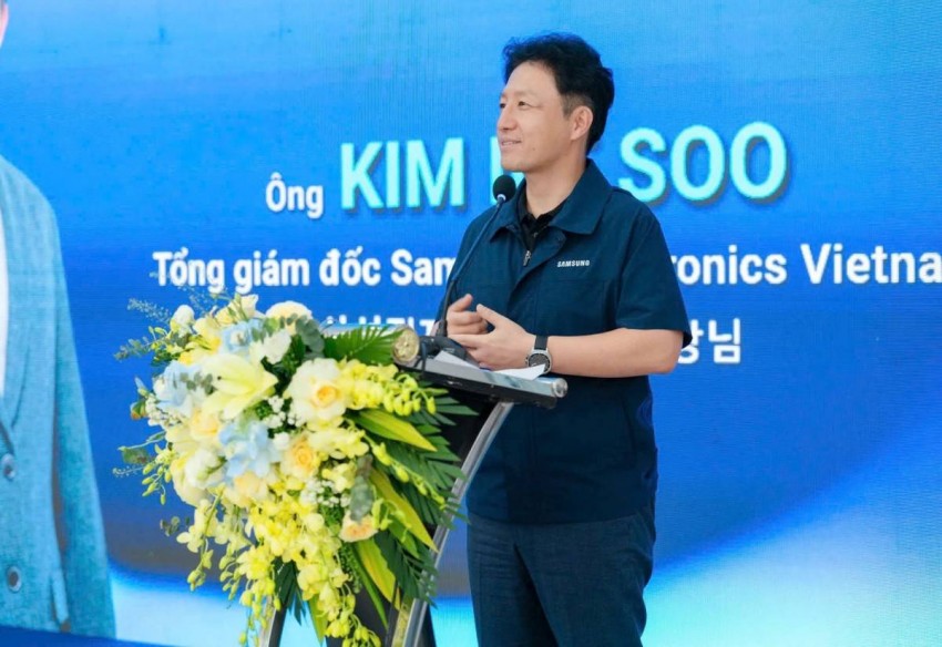  Ông Kim Iee Soo, Tổng Giám đốc nhà máy SEV phát biểu tại sự kiện