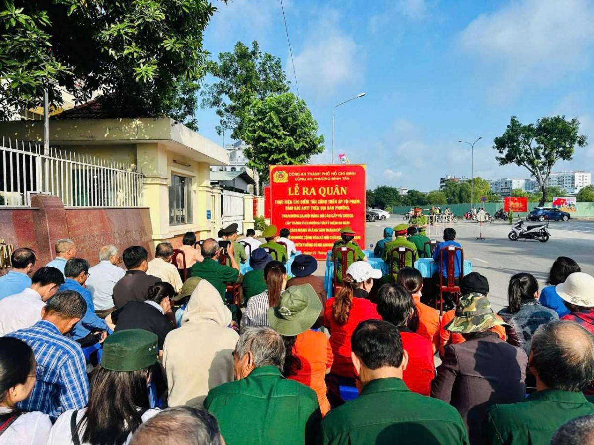 Công an phường Bình Tân (TP. Hồ Chí Minh): Ra quân trấn áp tội phạm