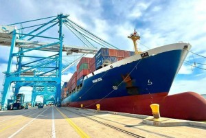 Giá cước và sản lượng vận tải biển có dấu hiệu giảm tốc