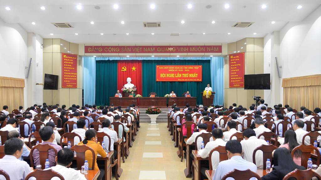 Quang cảnh Hội nghị,phần thảo luận trong buổi chiều