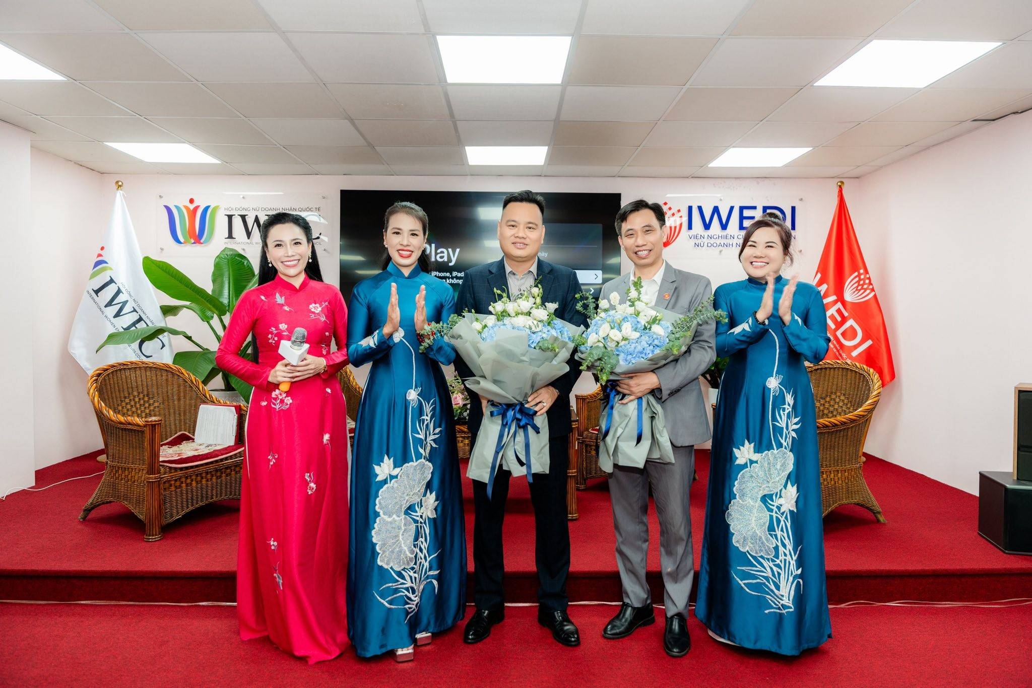 Tái cấu trúc doanh nghiệp từ gốc: Cơ hội bứt phá bền vững cho các nữ lãnh đạo thời đại mới