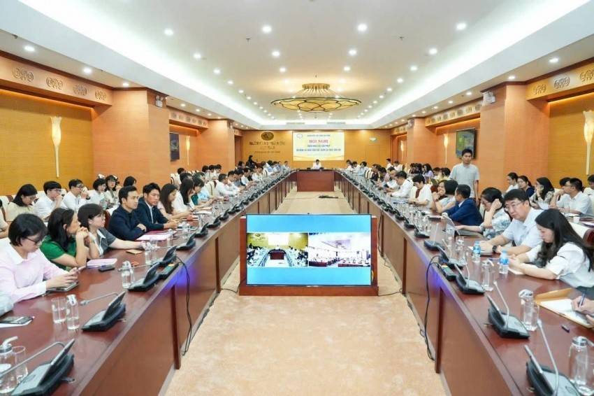Ngân hàng Nhà nước yêu cầu các TCTD tiếp tục giảm lãi suất
