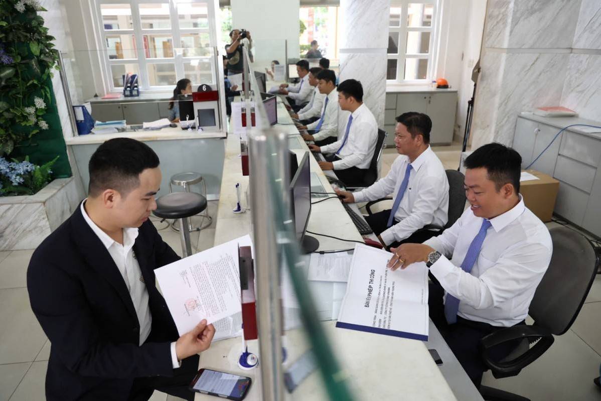 TP. Hồ Chí Minh hướng tới nền hành chính "không địa giới": Lấy người dân và doanh nghiệp làm trung tâm