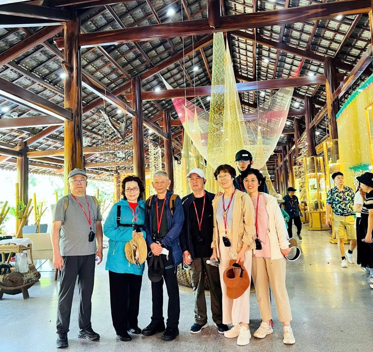 Tàu biển quốc tế Ms Viking Yidun đưa 206 du khách đến Nha Trang