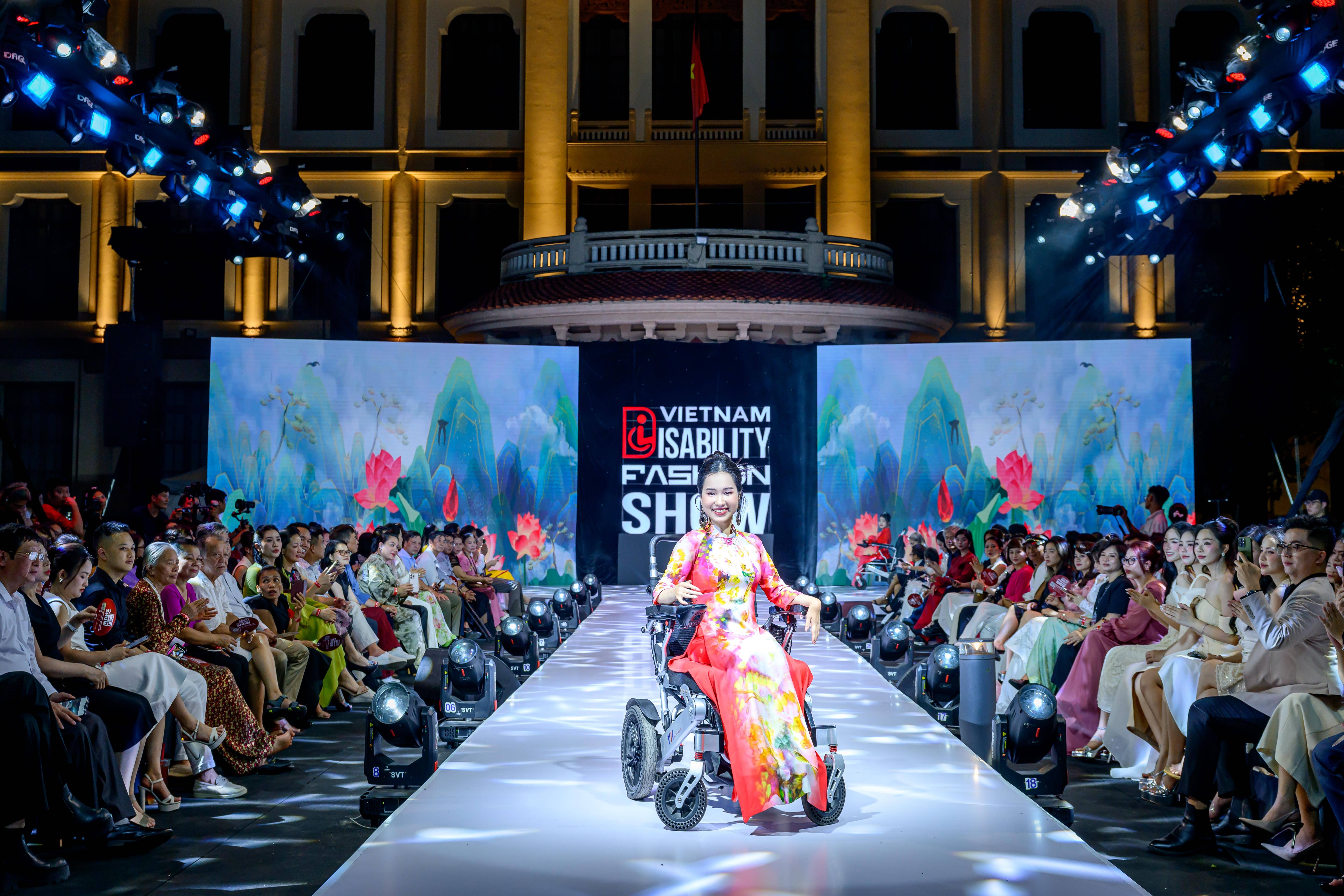 Tỏa sáng khác biệt tại Vietnam Disability Fashion Show 2025