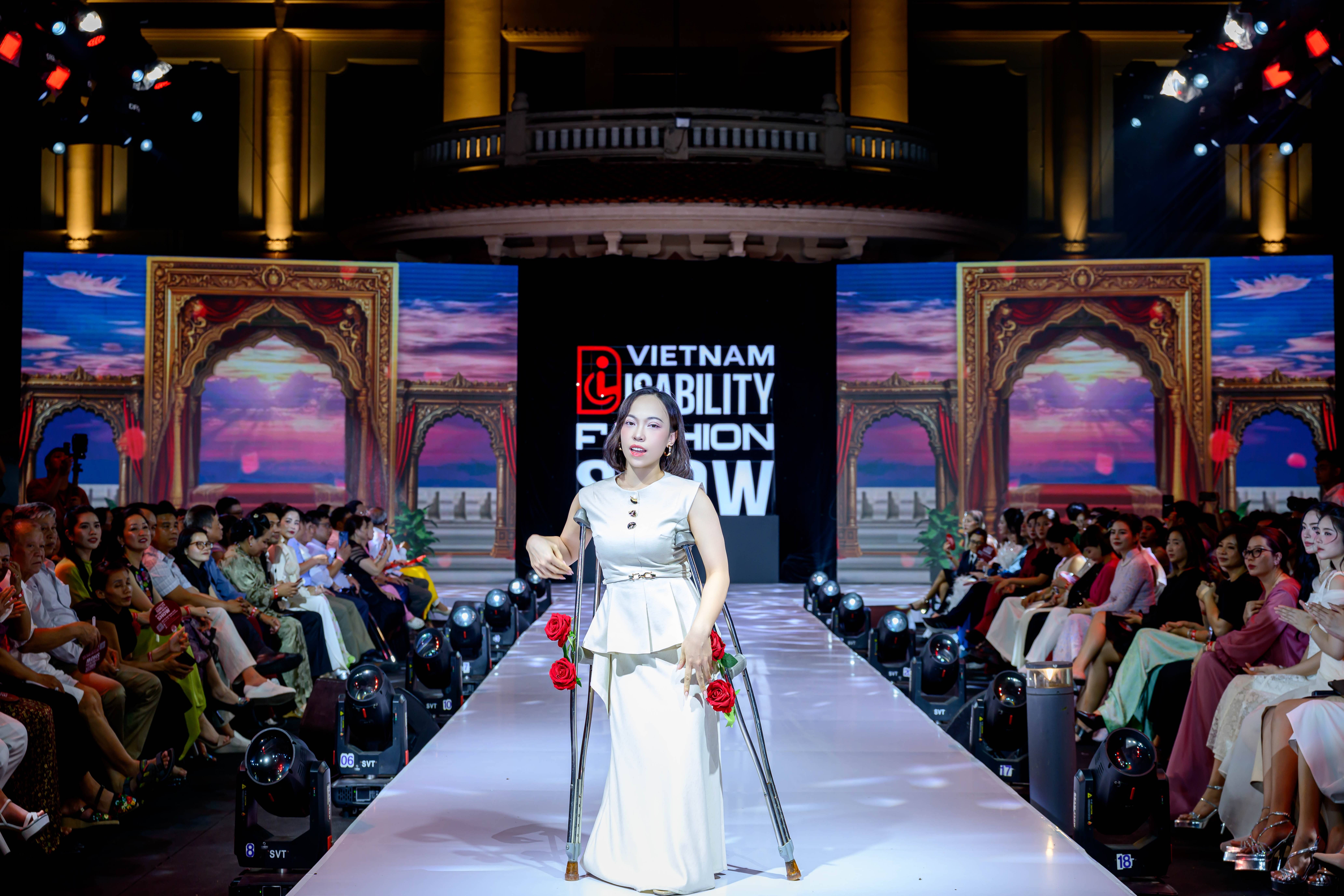 Tỏa sáng khác biệt tại Vietnam Disability Fashion Show 2025