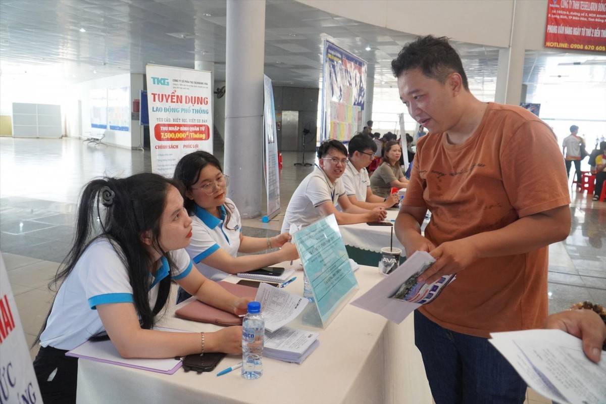 Đồng Nai: Doanh nghiệp thiếu hụt lao động, cần tuyển thêm hàng chục nghìn người