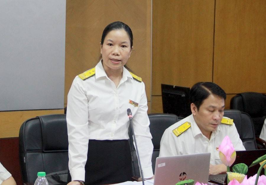 Cán bộ Thuế tỉnh Nghệ An phổ biến các chính sách thuế mới cho các doanh nghiệp tại buổi toạ đàm