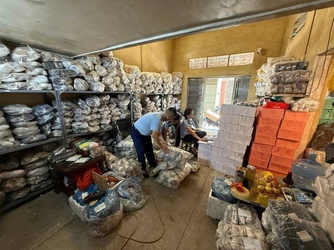 Hà Nội tạm giữ hơn 1.400 sản phẩm nghi giả thương hiệu lớn