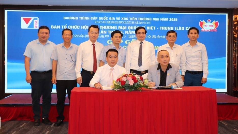 Doanh nghiệp Trung Quốc muốn nhập hạt cà phê và sầu riêng Việt Nam